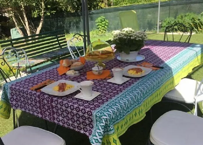 Rainbow House Hotel 2*