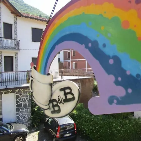 Rainbow House Hotell Esino Lario