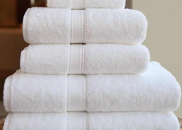 Rainbow House Hotel 2*