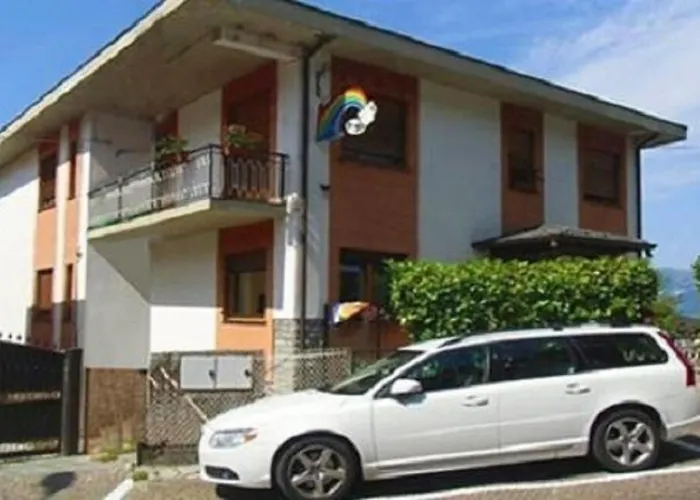 Rainbow House 2*