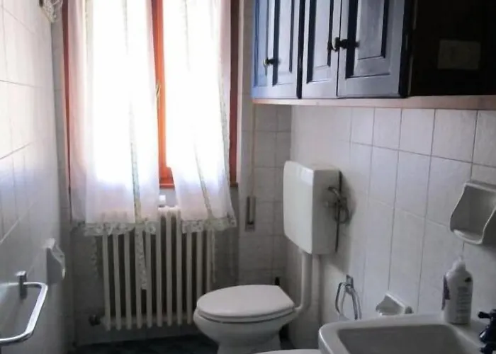 Rainbow House 2*